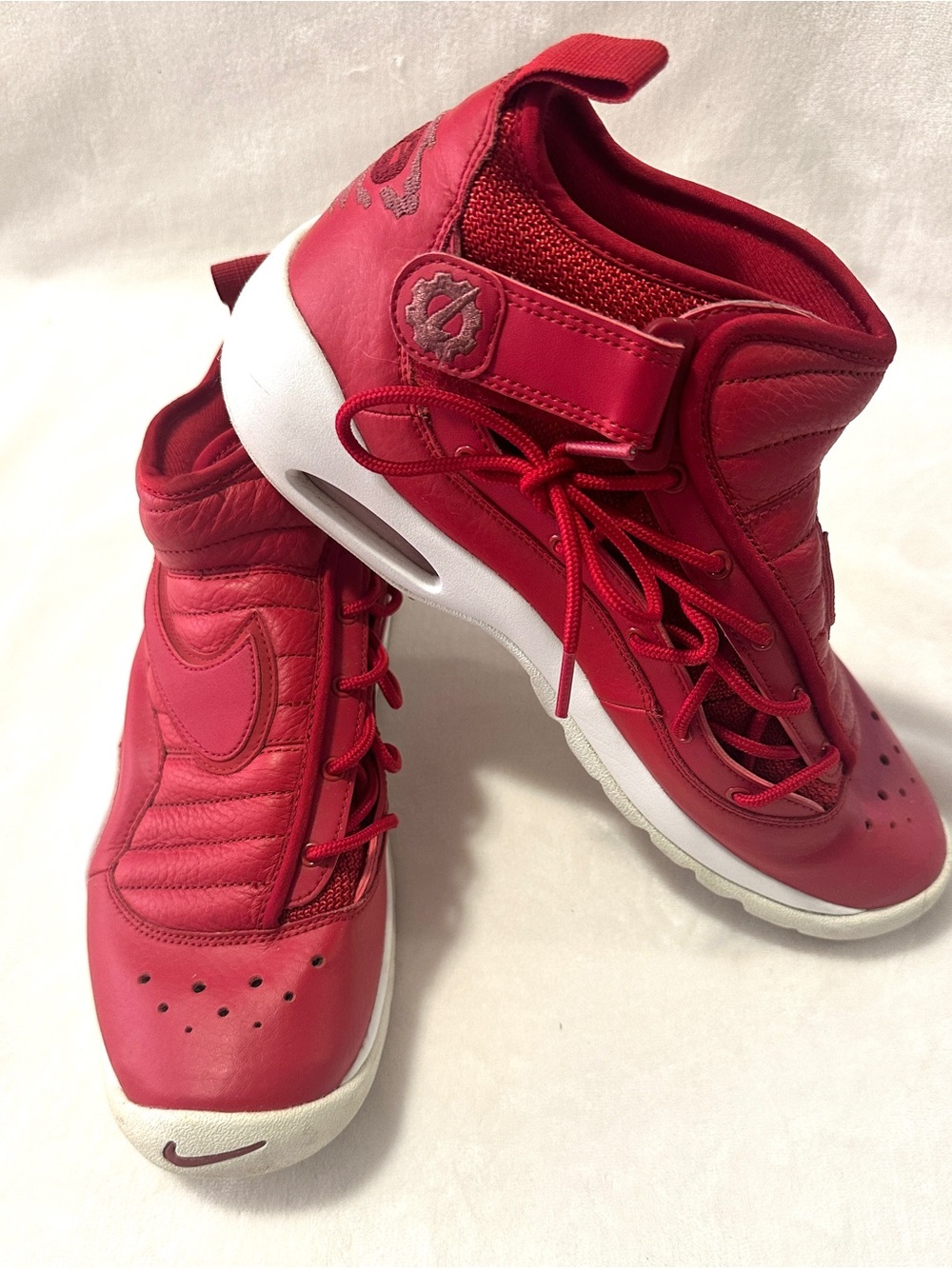 Nike Air Shake NDestrukt Gym Red Men's Size US 10.5 Basketball Shoes